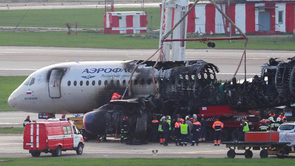 Следствие рассматривает все версии трагедии в Шереметьево Авиация