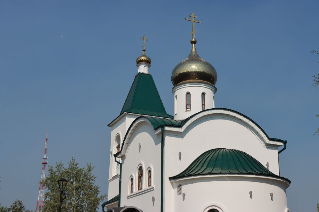 Священнослужители Иркутской митрополии отметили важность открытия нового храма в Братске