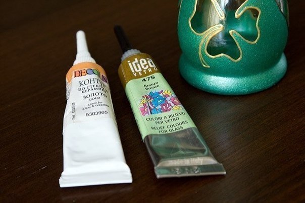 Создаем шикарную вазу из обычной бутылочки Создаем шикарную вазу из обычной бутылочки мастер класс