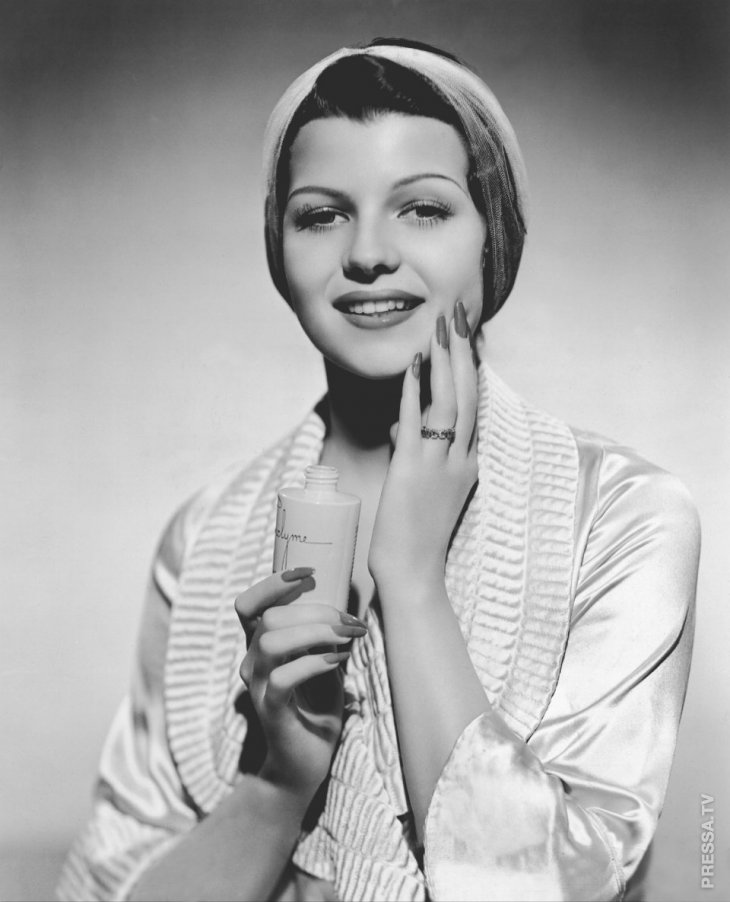 Как изменился модный макияж лица за последние 100 лет Как изменился модный макияж лица за последние 100 лет