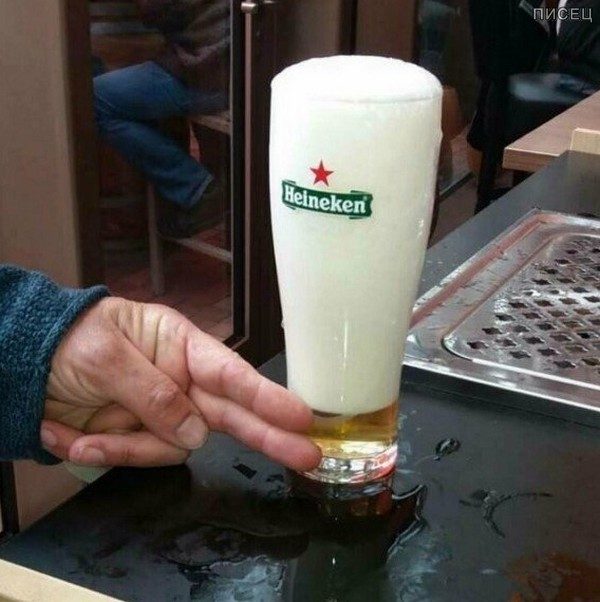 Да что же это такое! Куда ни глянь - сплошной обман! Да что же это такое! Куда ни глянь - сплошной обман! смешные картинки