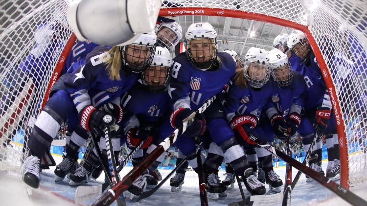 Женская сборная США перед победным финалом против Канады