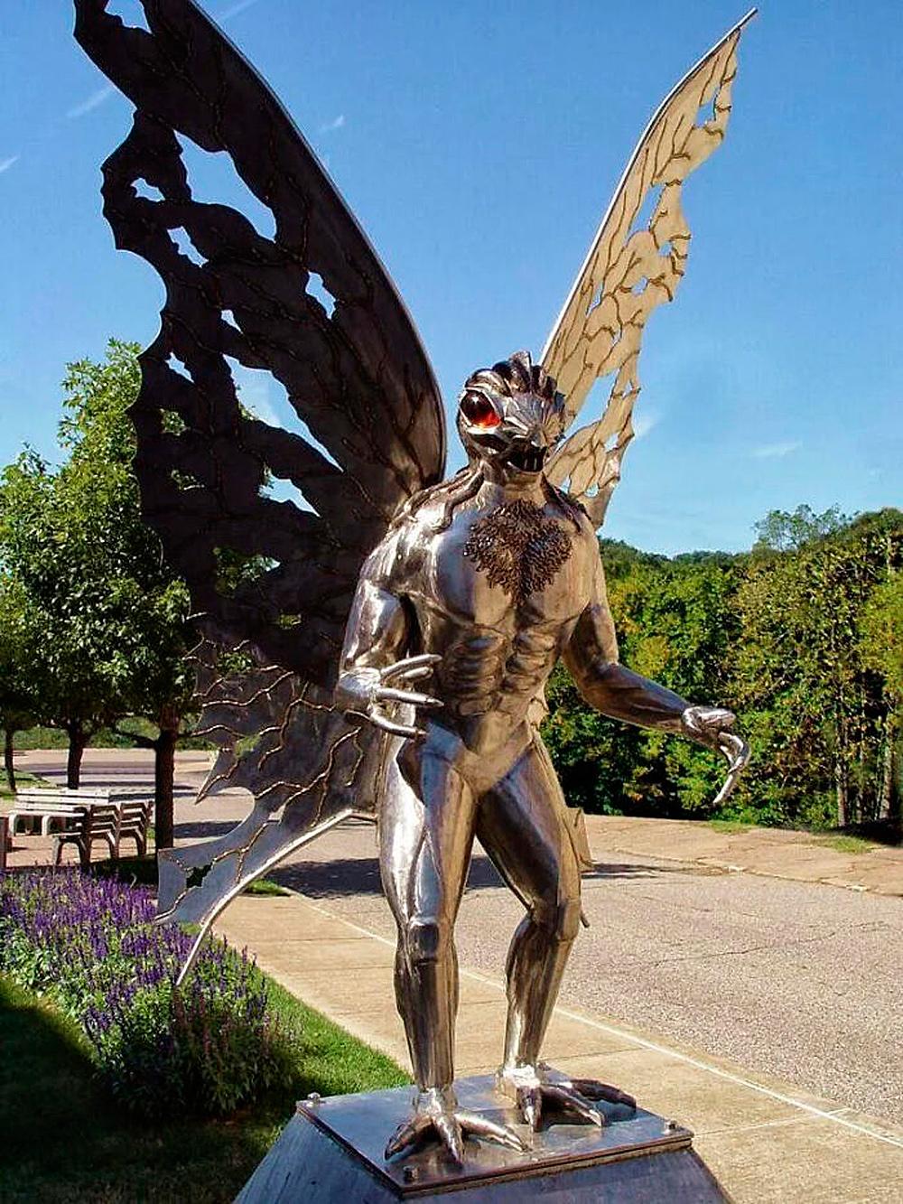 Скульптура Человек-мотылёк