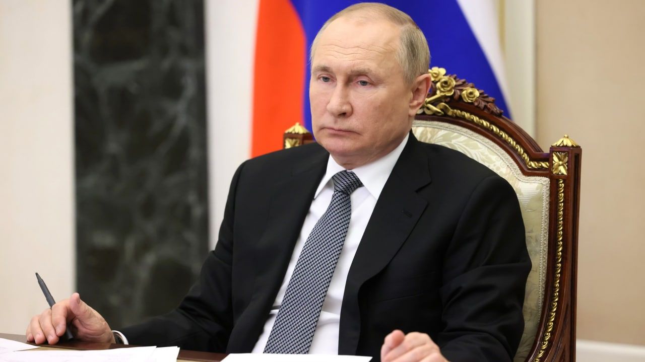 Путин призвал воспевать в песнях и ставить памятники героям спецоперации