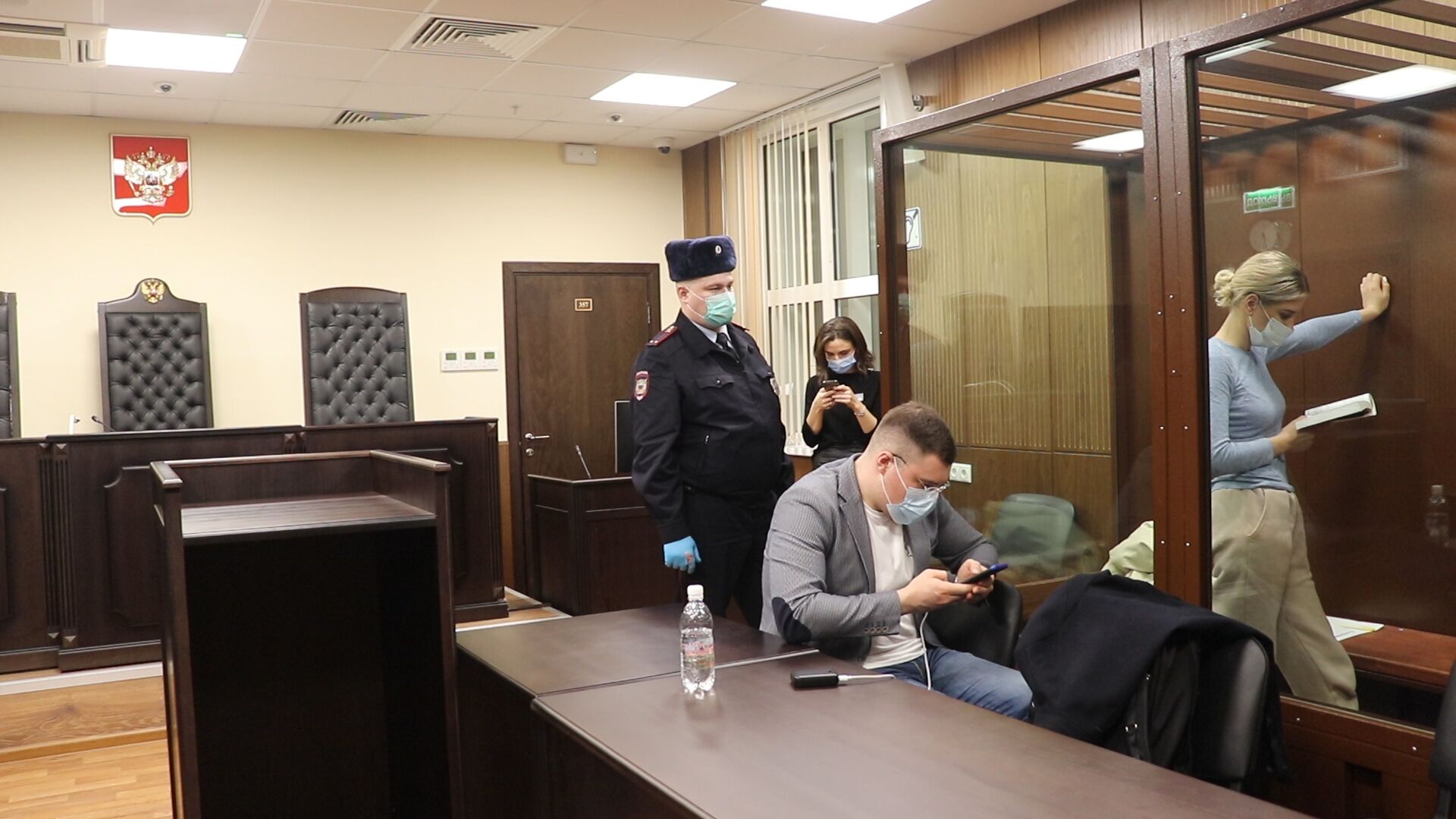 Суд обязал администрации. Юрист штаба Навального Москва.