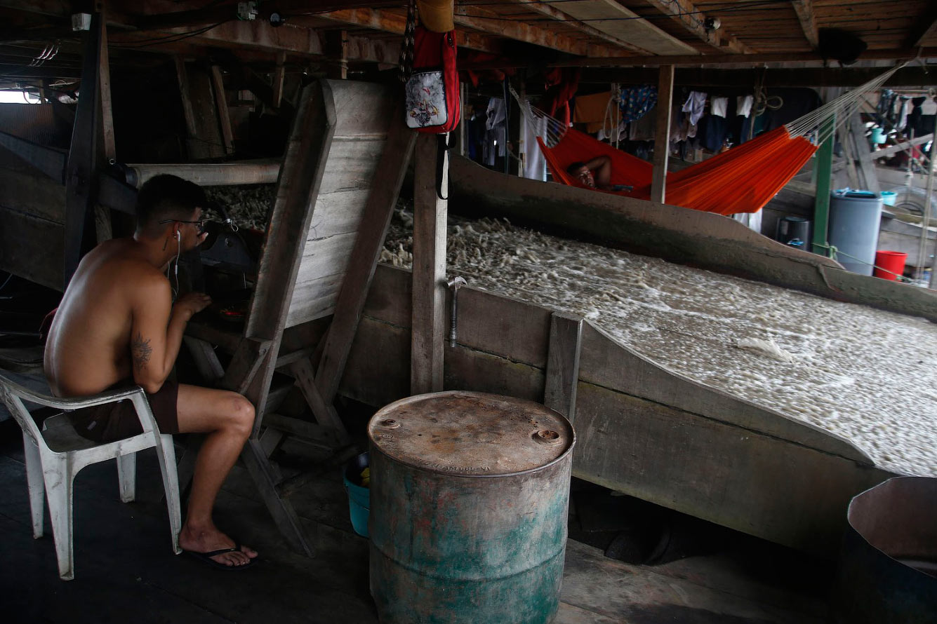 Добыча золота на реке Мадейра в Бразилии Добыча золота на реке Мадейра в Бразилии Путешествия,фото