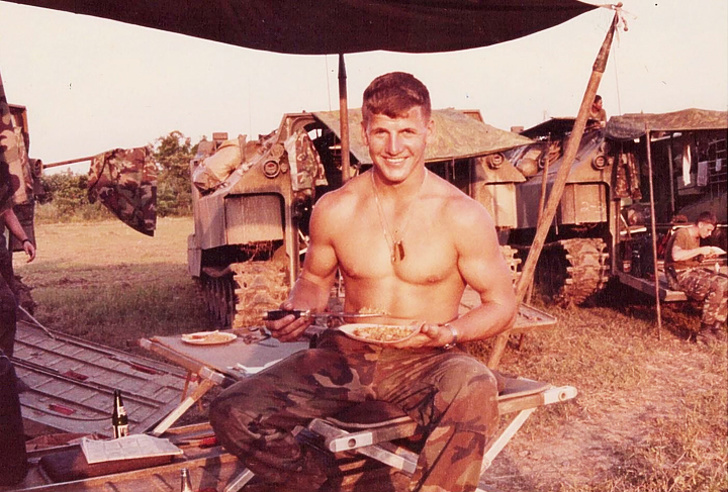 20+ фотографий родителей в молодости, которыми гордятся и восхищаются их выросшие дети 20+ фотографий родителей в молодости, которыми гордятся и восхищаются их выросшие дети воспитание,Дети,Жизнь,Истории,Отношения,проблемы