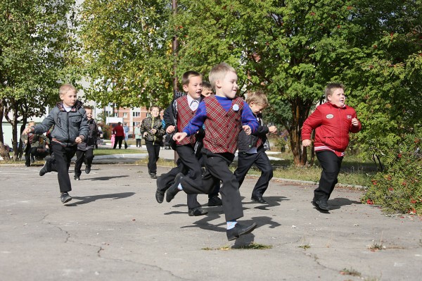 Девочки налево, мальчики направо На Урале начался эксперимент по раздельному обучению школьников