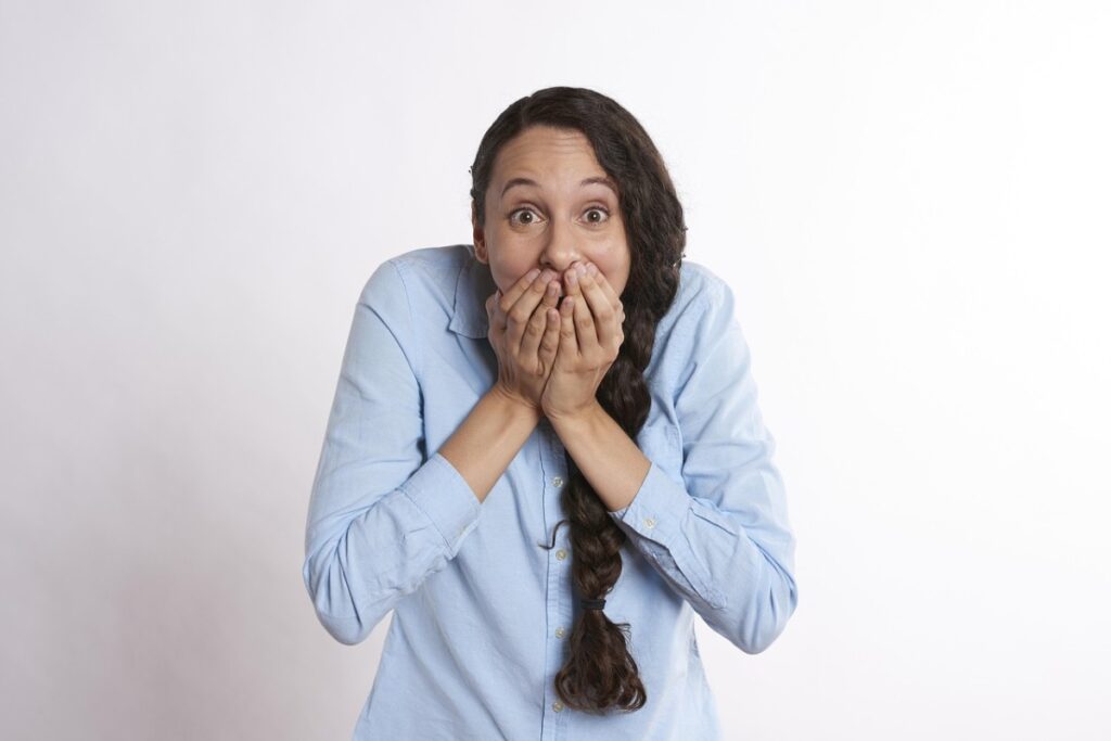 Непроизвольный смех: названы его опасные причины