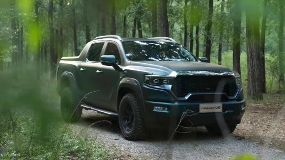 Рама, 8-ступенчатый «автомат», честный полный привод и гарантия 150 тыс. км. Первый Foton Tunland V9 продан в России