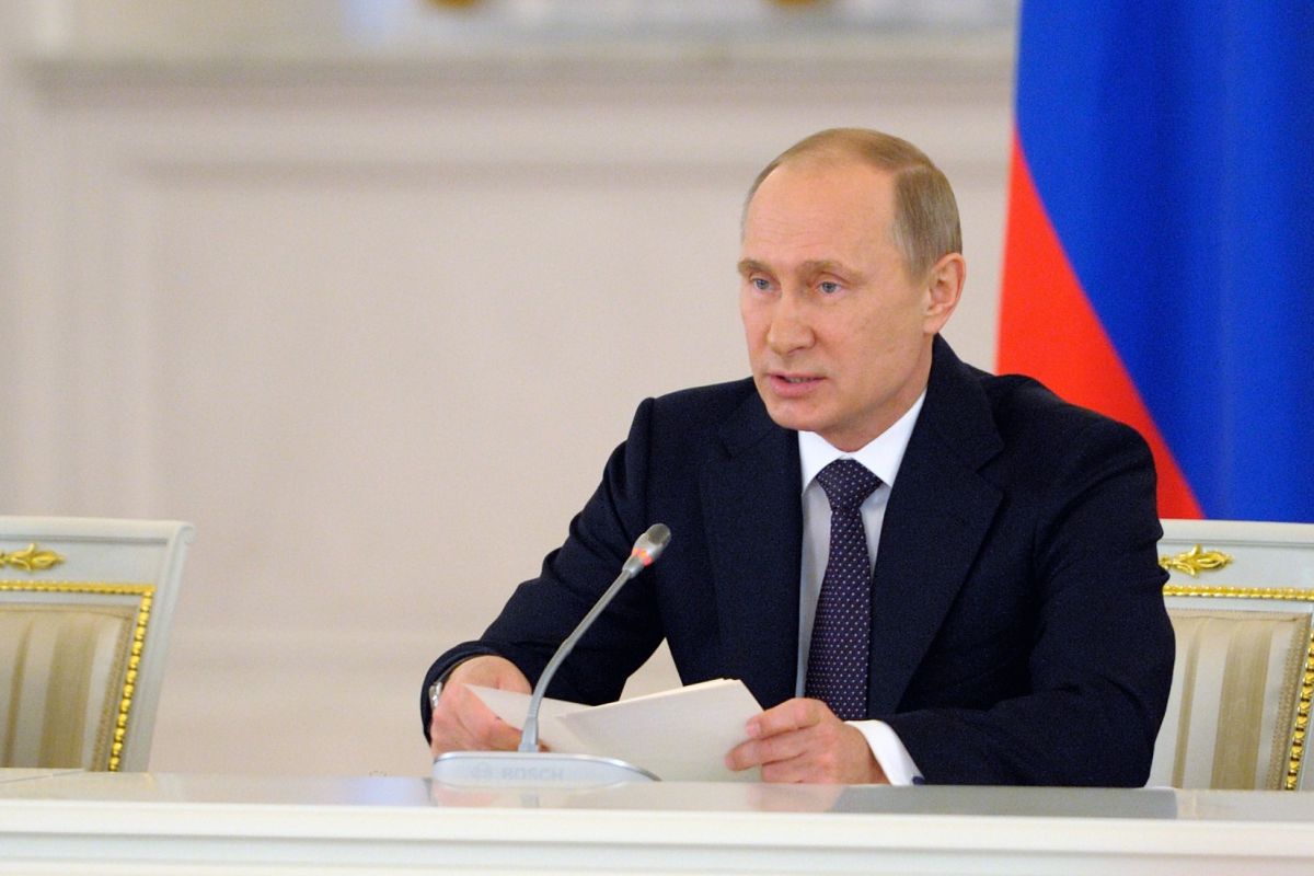 Либерализовать законодательство и «очистить» силовиков необходимо в РФ — Путин