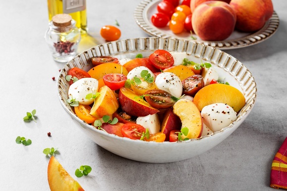 8 вкусных салатов с сыром 8 вкусных салатов с сыром