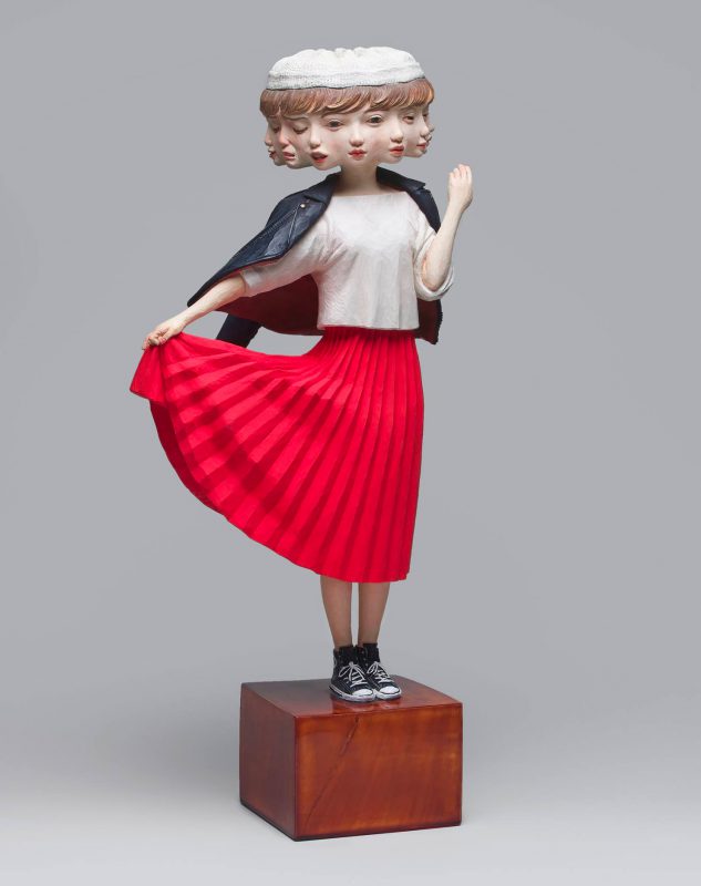 Переменчивое настроение деревянных скульптур Йошитоши Канемаки Переменчивое настроение деревянных скульптур Йошитоши Канемаки