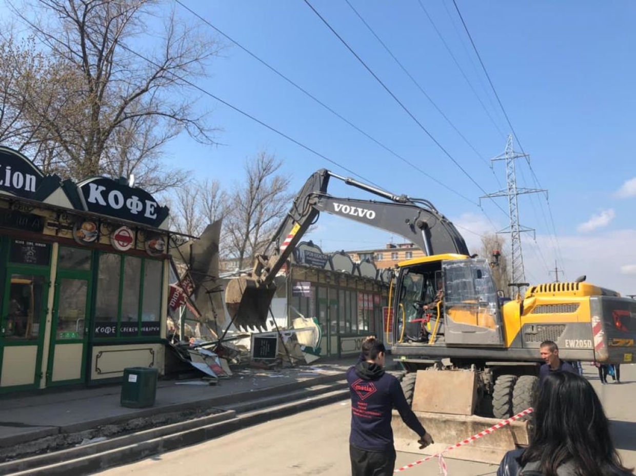 Мэрии Ростова-на-Дону не хватило средств на снос незаконных торговых точек