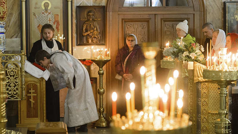 Протоирей Пашков произнес речь во время пасхальной службы в Казанском соборе