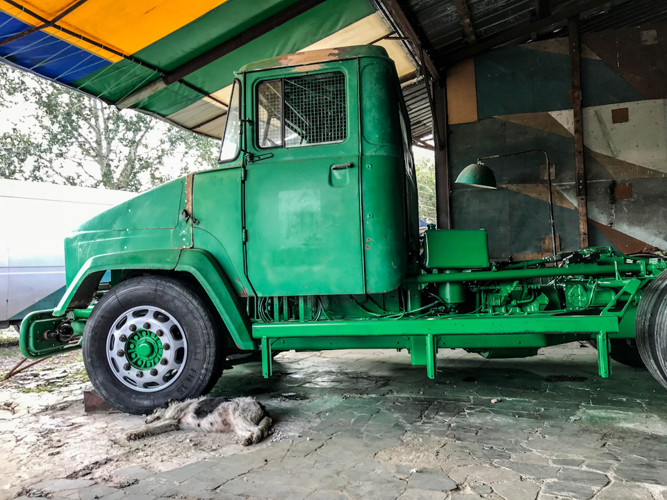 Гоночный КрАЗ с мотором от танка Гоночный КрАЗ с мотором от танка авто,автомобиль,машины,ремонт,Россия,СССР,тюнинг