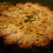 Кабачковый пирог с фисташками