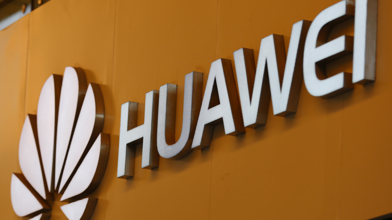 Huawei разработала альтернативу Android и Windows новости