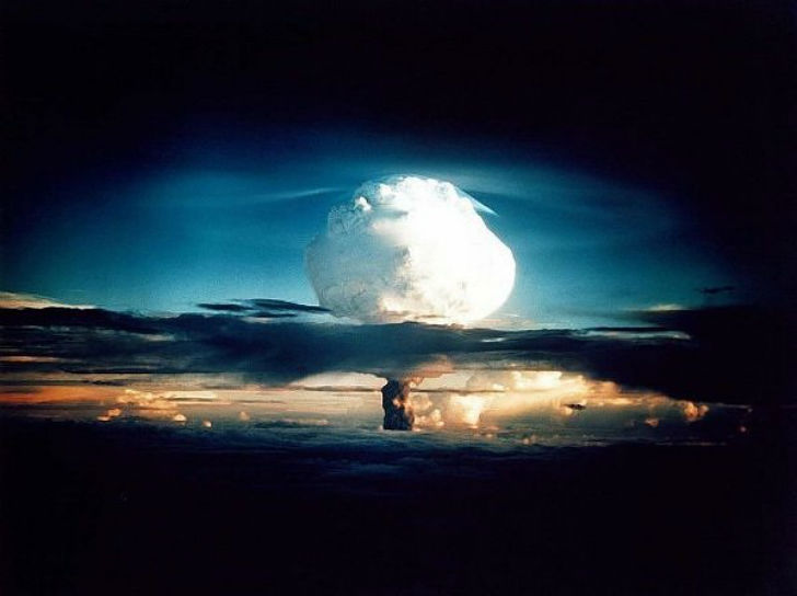 Самые мощные ядерные взрывы, заснятые на камеру