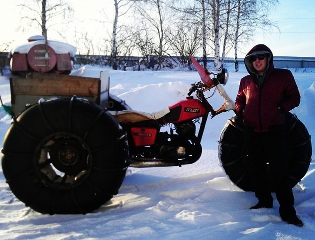 А что, зимой тоже нужно на чем-то передвигаться деревня, жизненно, село, сельская жизнь, транспорт