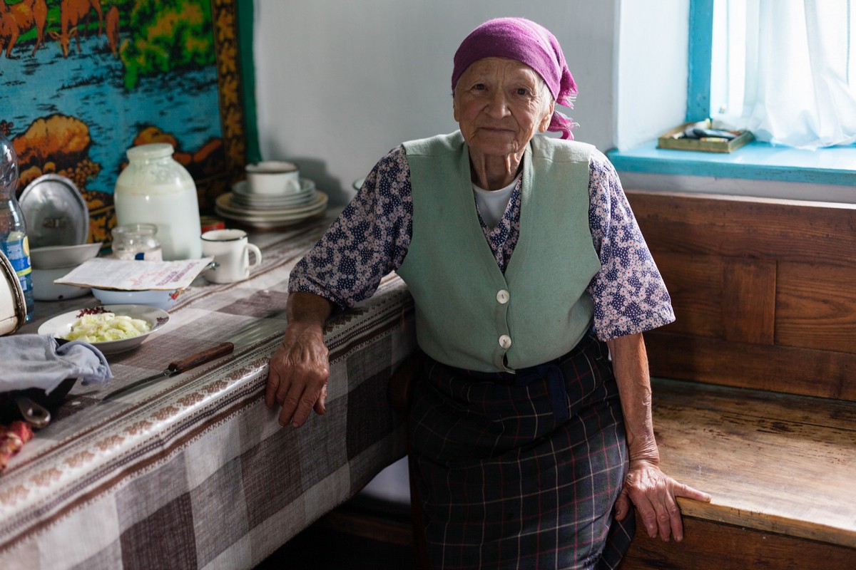 Колоритные бабушки и дедушки Западной Украины на снимках Екатерины Москалюк старики,Украина,фотопроект
