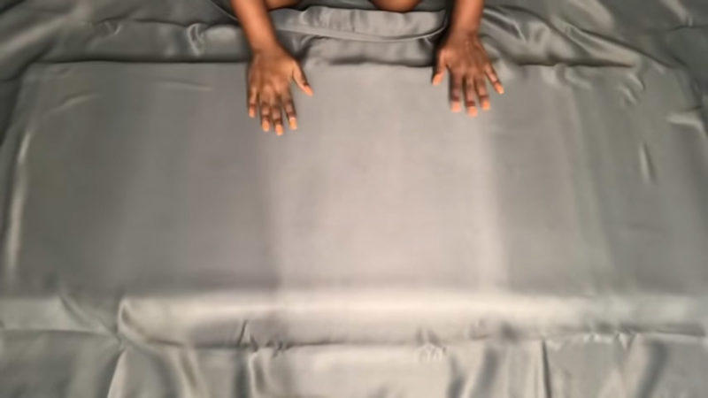 Необычное украшение комнаты с использованием обычной картонной коробки Необычное украшение комнаты с использованием обычной картонной коробки дизайн,домашний очаг,интерьер,переделка,рукоделие,своими руками