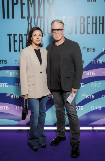 Константин Хабенский, Александр Петров с женой, Светлана Бондарчук посетили премию МХТ дочерью, Апексимова, Александр, Виктория, Дарьей, театра, Светлана, Сигалова, Ирина, женой, ПетровыАлександр, Художественного, Анной, молодых, АндрееваКристина, ТолстаяМария, ВайнбергСтася, Михаил, дарованийФото, Меськова