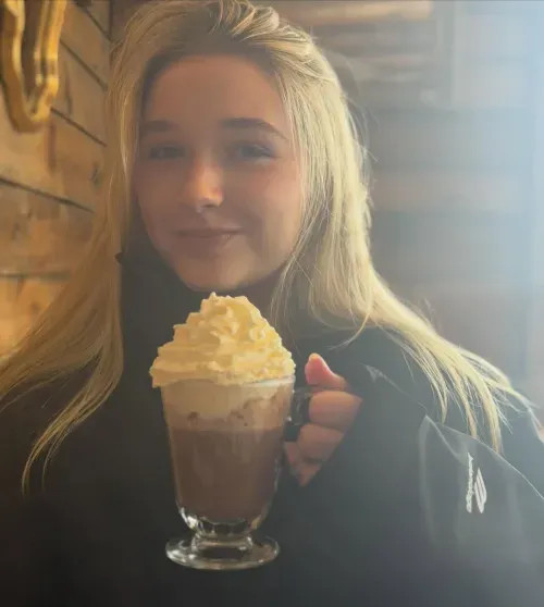 В Венеции, джунглях Бразилии и на Алтае: как отдыхают девушка Павла Дурова, Дэвид Бекхэм с дочерью, Надежда Стрелец и Мария Шарапова дочерью, БаптистаНара, ШараповаМария, Бекхэм, СтрелецНадежда, Венсан, КунакиТина, Надежда, Стрелец, Лопырёва, сыномВиктория, ХарперХарпер, ЛопырёваФото, Виктории, КунакиВиктория, БаптистаТина, КассельНара, Баптиста, Российские, ПодольскойНара