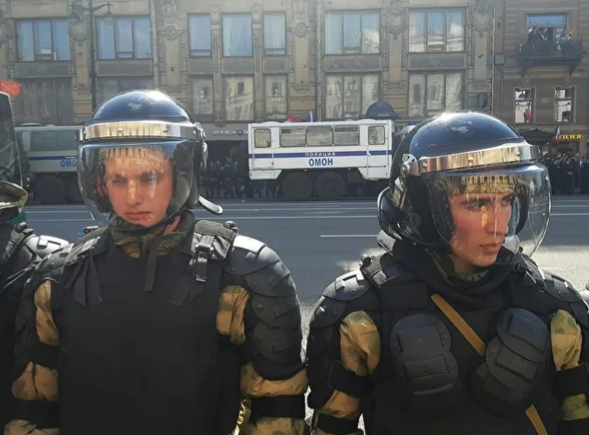 Что-то в стране назревает. Сказочный первомай Что-то в стране назревает. Сказочный первомай