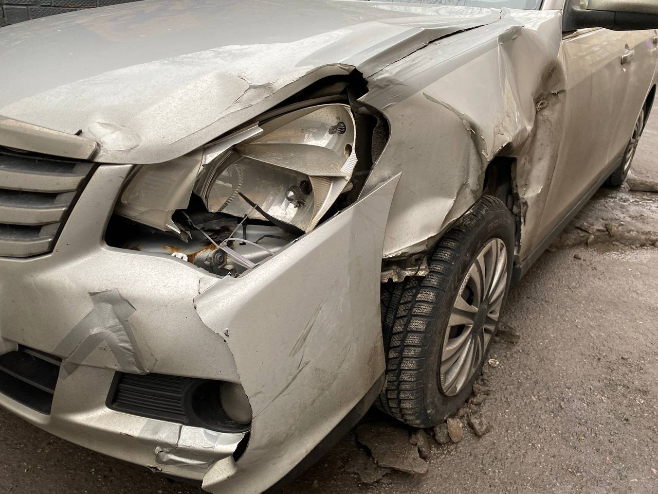 Трое человек погибли после ДТП с Hyundai Solaris и грузовиком на Большевиков