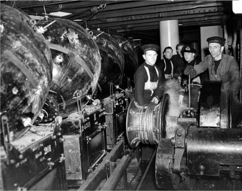 Боевые корабли. Крейсера. Вредоносные шершни Адмиралтейства Боевые корабли. Крейсера. Вредоносные шершни Адмиралтейства вмф