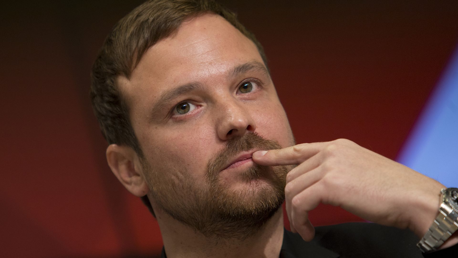 Какие часы у алексея чадова. Алексей чадов и анна чиповская. Чадов певцов. Анна чиповская и дмитрий певцов в фильме. Анна чиповская и дмитрий певцов в фильме о любви.