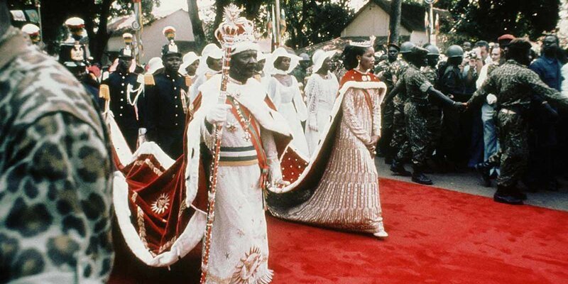 Каннибализм, наркотики и геноцид: топ-5 самых странных военных диктатур 