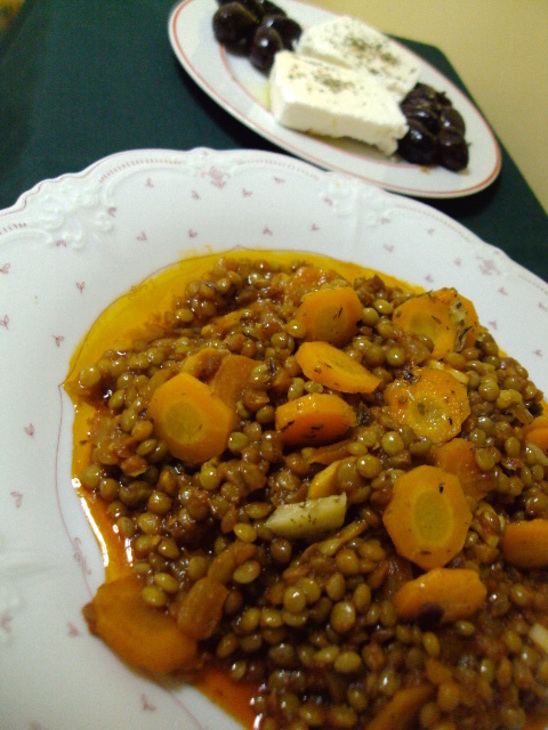 Чечевица «Яхния» с ароматной морковью гарниры,овощные блюда