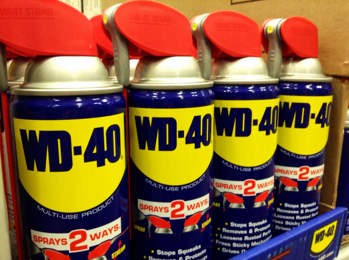Как не следует использовать WD-40, если не хочется испортить автомобиль 