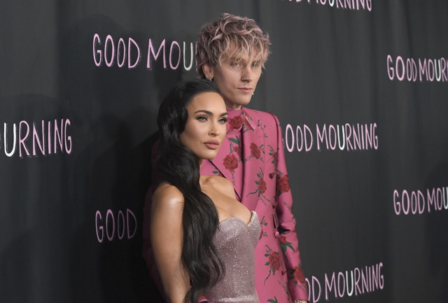 Machine Gun Kelly вдохновился на съемки фильма, когда решил, что Меган Фокс хочет с ним расстаться Меган, Бэйкер, актрису, очень, признался, сюжету, фильме, герой, фильма, может, время, хочет, сообщение, своей, фильм, снять, Kelly, Machine, отметить, сценарий