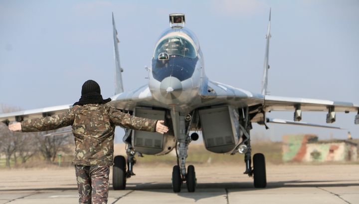 НА УКРАИНЕ РАСКРЫЛИ МАСШТАБНУЮ АФЕРУ С ИСТРЕБИТЕЛЯМИ МИГ…