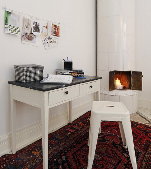 compact-home-offices-in-small-apartments-26