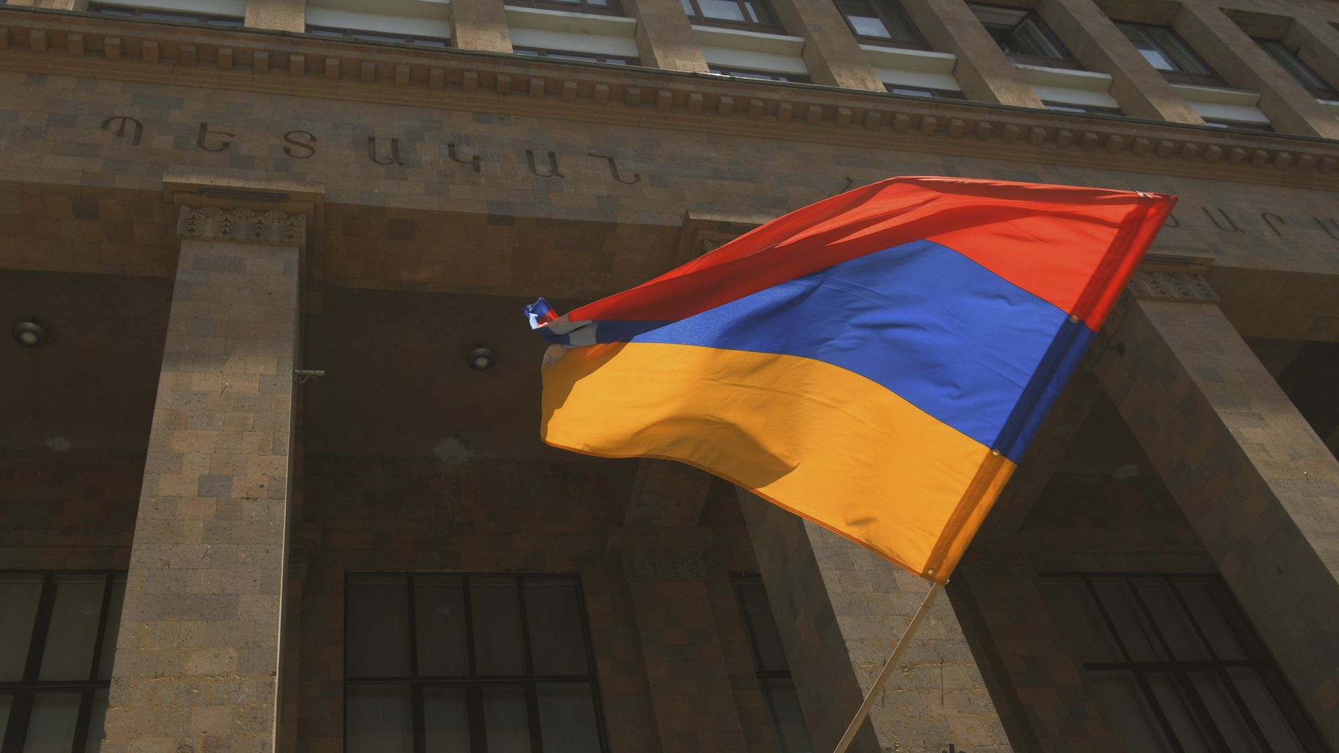Вице-премьер Армении Хачатрян высоко оценил тесное сотрудничество с Россией