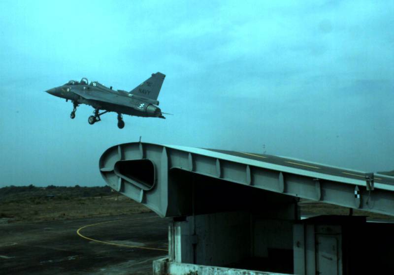 Истребитель HAL Tejas. Провал или повод для гордости? Истребитель HAL Tejas. Провал или повод для гордости? ввс