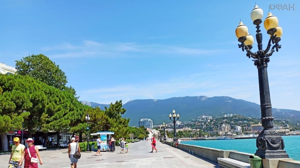 «Курортный сезон провален»: украинские фейки о Крыме разбились о стену правды Общество