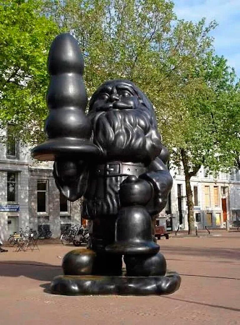 Скульптура Санта Клаус