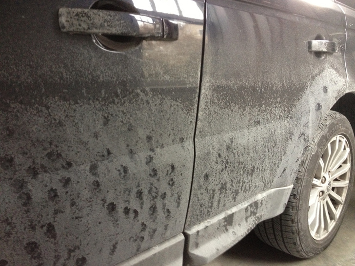 Не просто можно, а нужно: зачем мыть машину зимой 