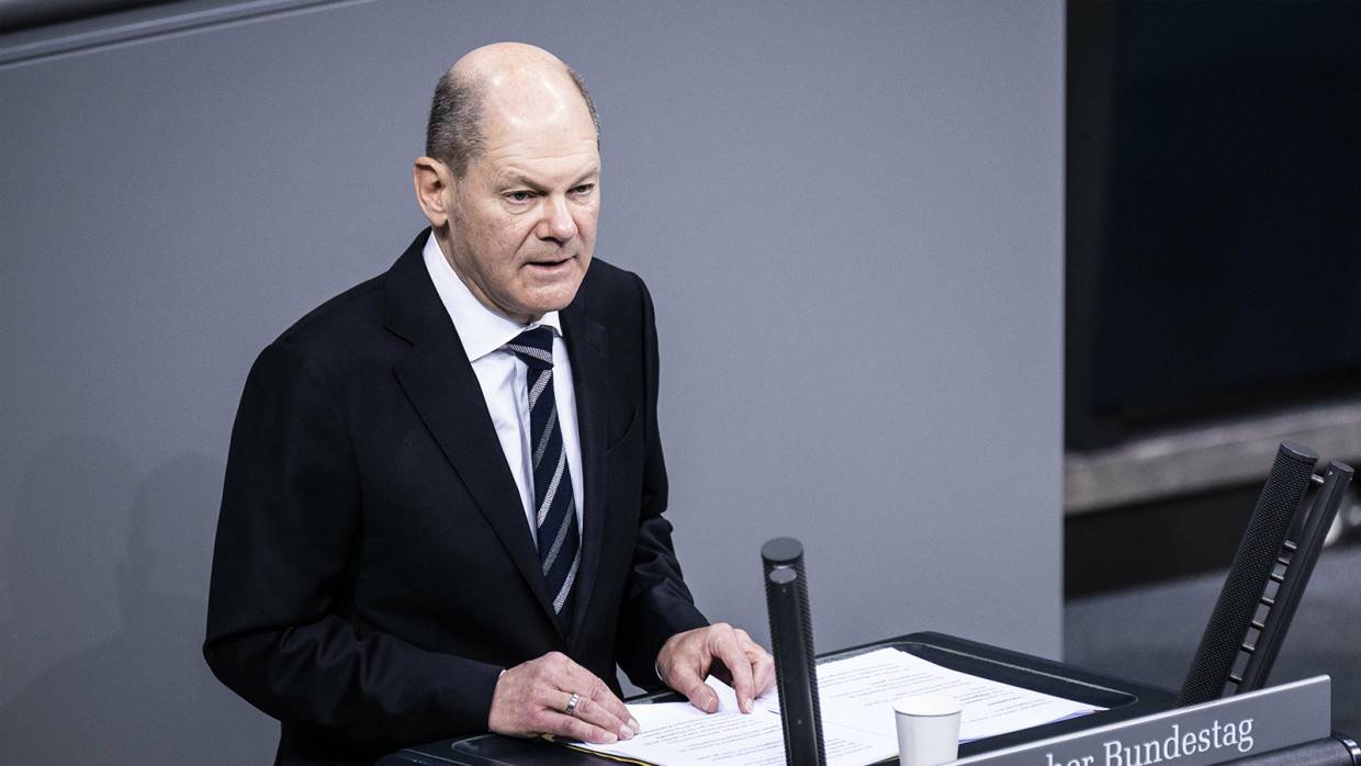 Политолог Сосновский: Берлин сменил риторику по «Северному потоку — 2», посидев без света и тепла Политика