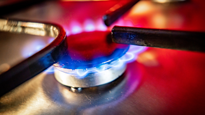 "ГАЗПРОМ" СОКРАЩАЕТ ПРОКАЧКУ ТОПЛИВА. ЕВРОПЕ ПОДСКАЗАЛИ РЕШЕНИЕ: "ПОДЧИНИТЬСЯ"