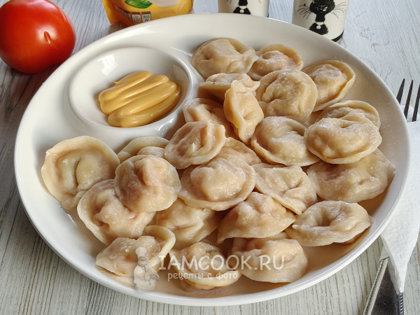 Пельмени с помидорами и сыром, рецепт с фото