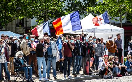 Согласны ли французы плюнуть на Евросоюз?