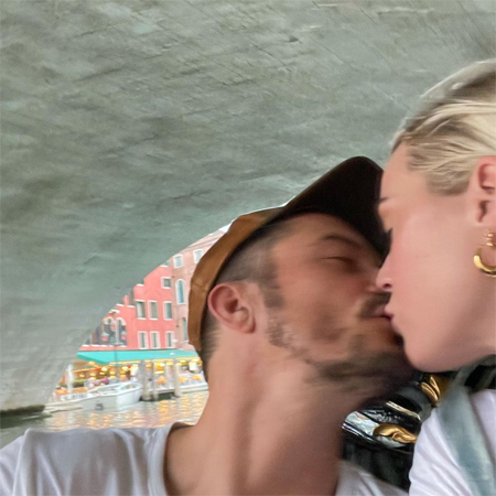 Пицца, поцелуи, романтика: Орландо Блум и Кэти Перри отдыхают в Венеции Звездные пары