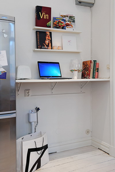 compact-home-offices-in-small-apartments-22