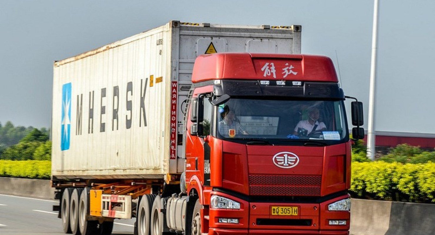 В Китае продажи тяжелых грузовых автомобилей сокращаются Автомобили